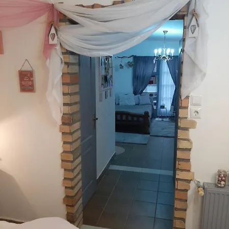 Pensionat Edes Otthon Vendeghaz 3*