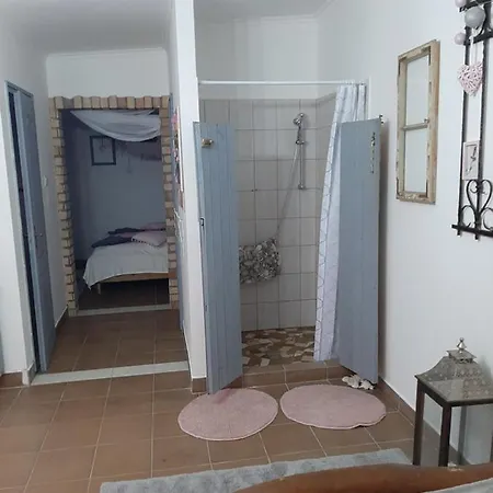 Edes Otthon Vendeghaz